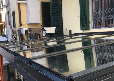 Copertura vetrata in alluminio antracite